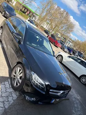 Mercedes-Benz 220 T model