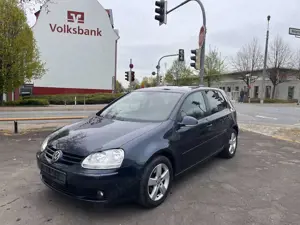 Volkswagen Golf UNITED*TEMPOMAT*SHZ*KLIMATRONIC*TÜV/AU*02/2027*