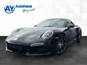 Porsche 911 Turbo S /PANO/ACC/BOSE/KERAMIK/AC-Sitze/