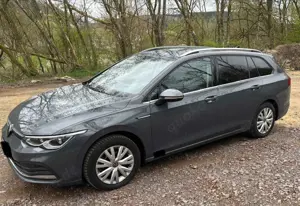 Volkswagen Golf Variant 190 PS komplette Ausstattung, Anhängerkupplung + W/S Reifen auf Felgen
