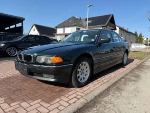 BMW 735 i V8 e38 Xenon Standheizung beiges Leder Navi 16:9