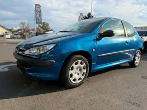 Peugeot 206 1.1*8 FACH*TÜV