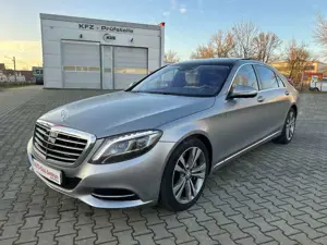 Mercedes-Benz S 500 L Limousine 4Matic Voll Chauffeur Massage