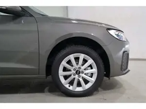 Audi A1 Sportback 30 TFSI S tronic 'LED|SHZ|PDC vo.hi. Bild 5