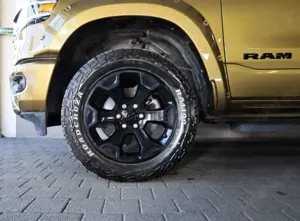 Dodge RAM 5.7 BigHorn/BRCGAS/AHK/SHZ/SBL/NAVI/TEMP/R20 Bild 4