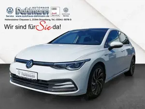 Volkswagen Golf STYLE 1.5 TSI FIRST EDITION NAVI MATRIX PANO