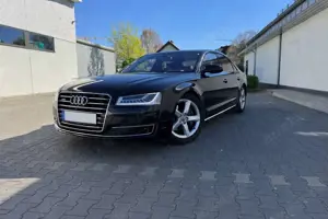 Audi A8 3.0 TDI DPF clean diesel quattro tiptronic