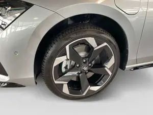 Skoda Superb Combi Sportline 1,5 TSI iV pACC HuD AHK Bild 5