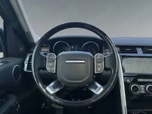 Land Rover Discovery HSE 3.0 TD6 Luftfederung 7 Sitze AHK   Navi Leder Bild 3