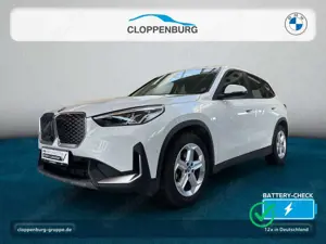BMW iX1 xDrive30 Navi+SHZ+HiFi+Spurass.+Klimaaut.+BT