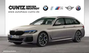 BMW 540 i xDrive Touring M Sport Laser Anhängerk. Harman/K Bild 2