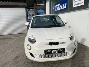 Fiat 500e 500e 42kWh 3+1