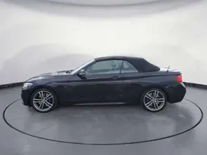 BMW 240 Steptronic Cabrio Sehr gepflegt!, wenig Km Bild 3
