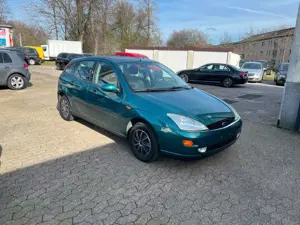 Ford Focus 1.8 Ghia Klima-E Fenster-4 Türig-ABS-ASR