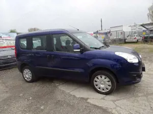 Opel Combo Life Combo Life 1.4 kilma AHK 1 Hand 6 Gang Tempomat Bild 3