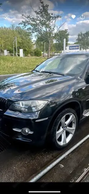 BMW X6 xDrive40d Bild 3