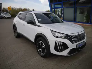 Peugeot 2008 Hybrid 145 Navi/LED/SHZ/AHK/360-Grad