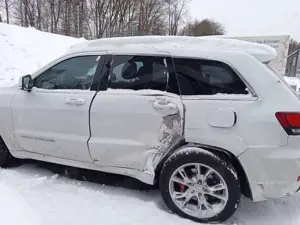 Jeep Grand Cherokee Grand Cherokee SRT8 Bild 4