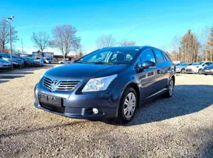 Toyota Avensis Kombi Edition*Navi*R-Cam*LMF*WR*AHK*Temp