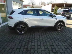 Mitsubishi Grandis Diamant PLUS 1.3 T-Benziner 7-DCT