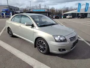 Toyota Avensis Avensis 2.2 D-CAT Sol