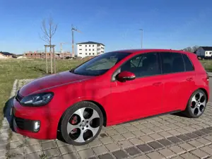 Volkswagen Golf GTI 2.0