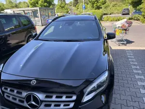 Mercedes-Benz GLA 180 GLA 180 (156.942) Pano/Kamera/ Sport utility Vehic