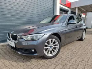 BMW 320 d xDrive Touring  2-Hand/AHK/8xBereift/Scheck