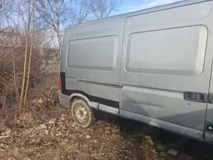 Renault Master Master 2.5 D L2H2 Bild 4