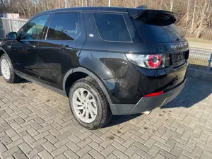 Land Rover Discovery Sport 2,0 TDI Allrad SE AWD Bild 4