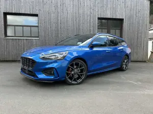 Ford Focus Turnier 2.0 EcoBlue Start-Stopp-System Aut. ST-LINE