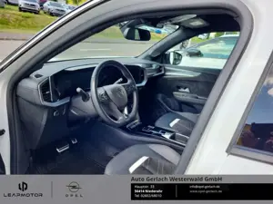 Opel Mokka e Ultimate Navi Leder Digitales Cockpit Massagesit Bild 5