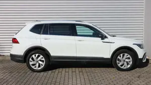 Volkswagen Tiguan Allspace Allspace Life Matrix-LED/AHZV/Business . . . Bild 3