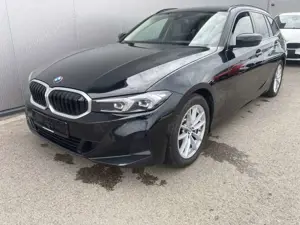 BMW 330 iA*DAB*Lenkradheizung*Harman/Kardon*Widesc...