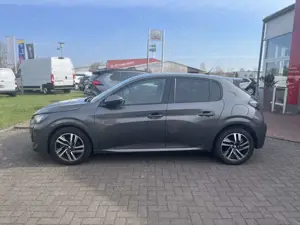 Peugeot 208 PureTech 100 EAT8 Allure Pack Bild 2