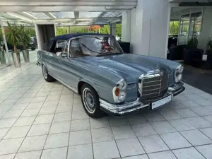 Mercedes-Benz 280 SE 3.5  Cabrio Umbau auf 5.7 Liter Neuaufbau Bild 5