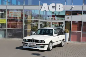 BMW 325 i Touring E30 5-Gang SD BBS Leder-Sportsitze