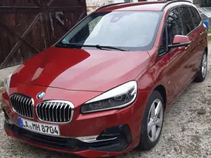 BMW 218 218d Gran Tourer xDrive Luxury Line