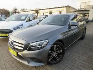 Mercedes-Benz C 220 d T Avantgarde 1.HAND*PANO*AHK*LED*BURMESTER