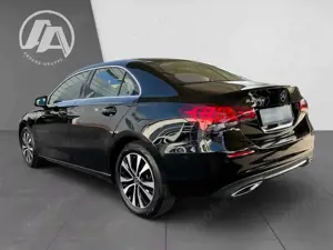 Mercedes-Benz A 250 e Progressive+Navi+PDC+SHZ+Standh.+AUT+LM Bild 4