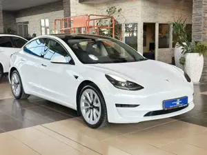 Tesla Model 3 RWD*SHZ*LED*Leder*Pano*Autopilot*R.Cam*