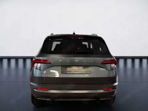 Skoda Karoq 2.0 TDI Clever 4x4 DSG LED Navi RFK SHZ Bild 5