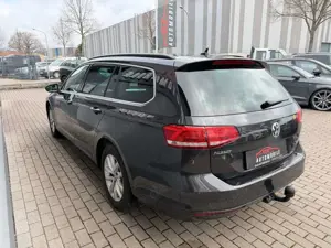 Volkswagen Passat Variant *ACC*Navi*AHK*2.Hand* Bild 5