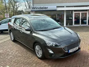 Ford Focus Titanium Winterpaket