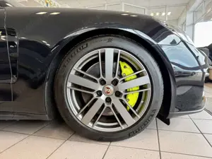 Porsche Panamera 4 E-Hybrid Platinum Edition Inno/HeadUp Bild 5