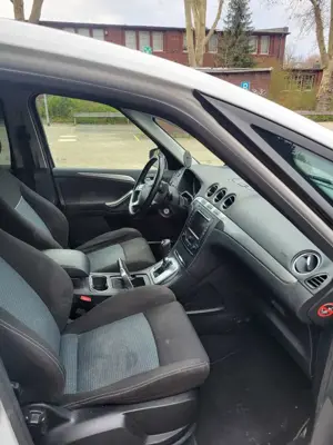 Ford S-Max 2.0 TDCi DPF Aut. Trend Bild 4