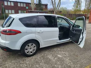 Ford S-Max 2.0 TDCi DPF Aut. Trend Bild 2