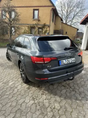 Audi A4 Avant 2.0 TDI S tronic 2017 Jahr 195ps Bild 3