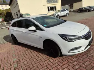 Opel Astra Edition 1.6 BI Turbo CDTI
