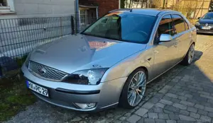 Ford Mondeo Mondeo 3.0 V6 Ghia